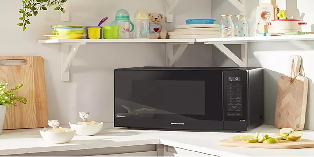 microwave oven